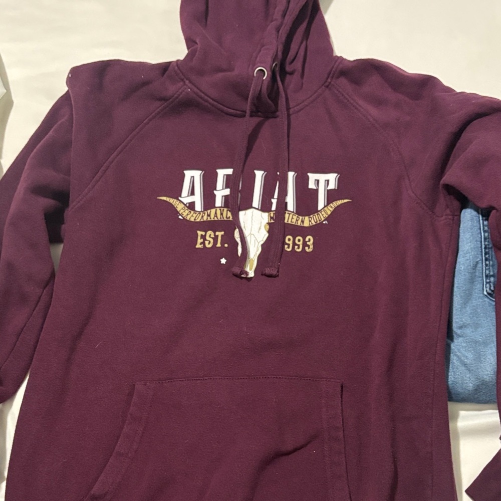 Ariat Women’s Maroon Pullover Hoodie